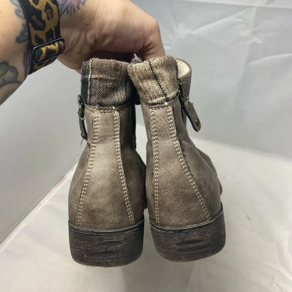 Sporto Women's Honor Water Resistant Bootie Size 6